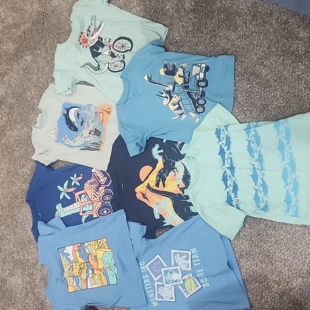 8 short sleeve shirts